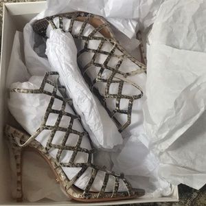 Brand New Schultz Juliana summer snake sandals